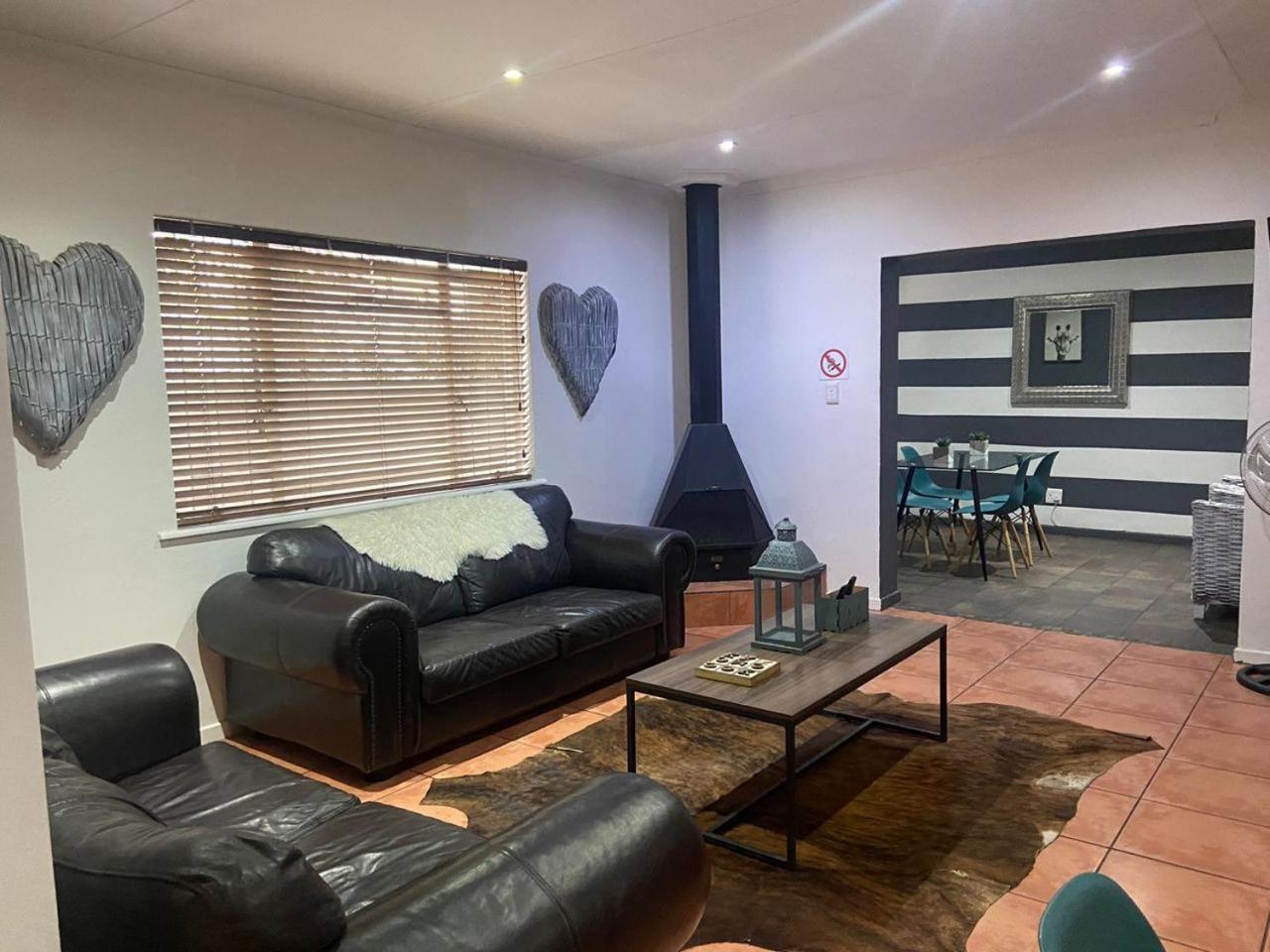 Appartement Karoo Heart à Beaufort West Extérieur photo